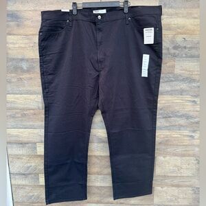 NWT Levi’s Signature Gold Athletic Black Jeans